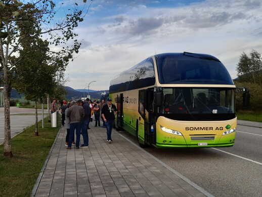 Akunft z Aschua